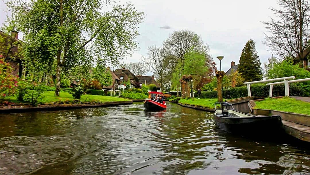 Làng Giethoorn Hà Lan